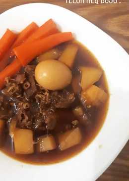 Semur daging kentang telor