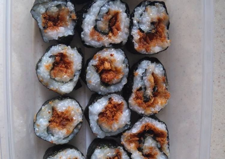 resep masakan Sushi isi abon sapi