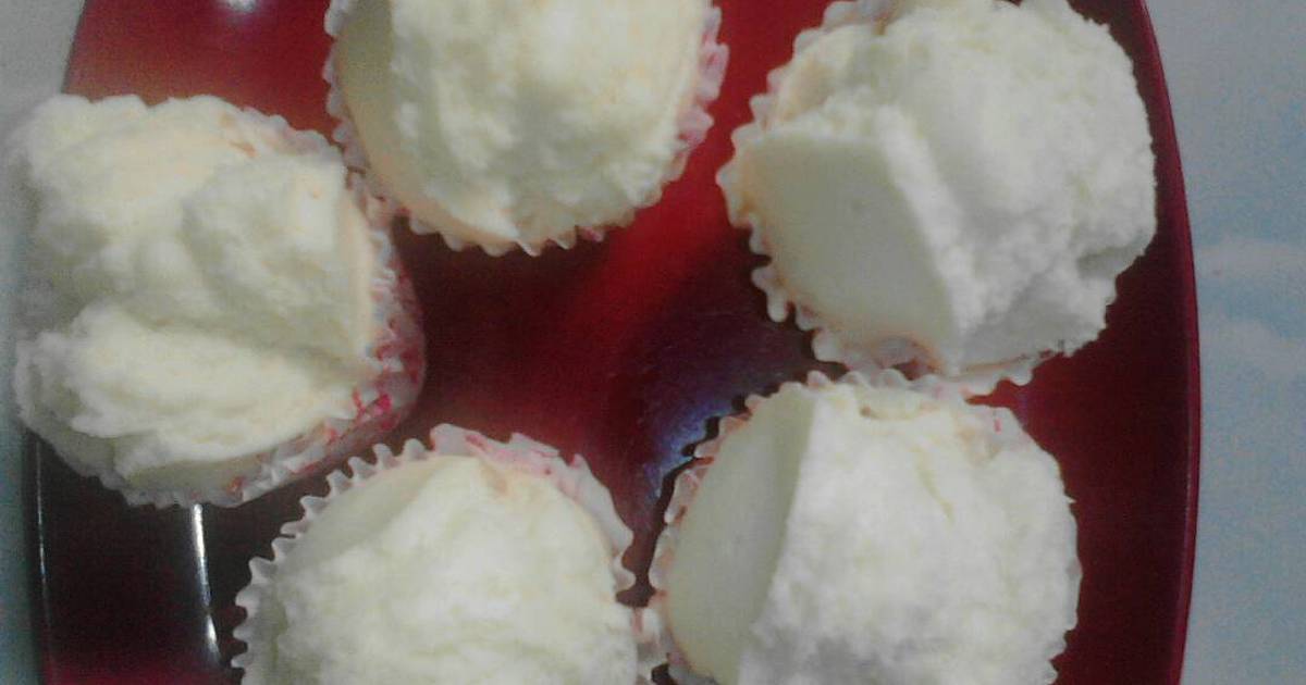 Resep Bolu kukus putri salju ^_^ (tanpa mixer, tanpa air soda)