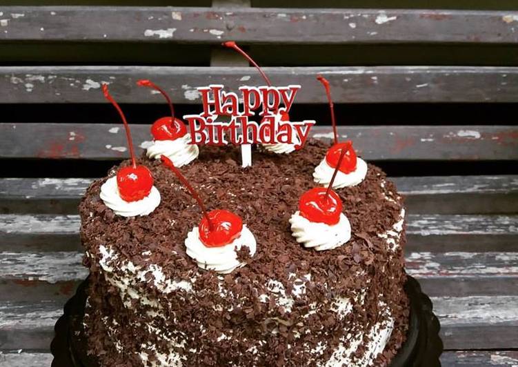 gambar untuk cara membuat Blackforest Cake