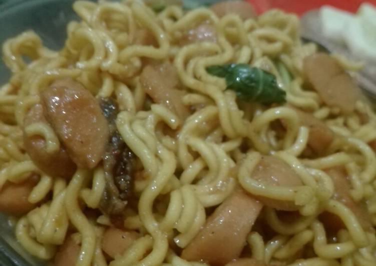 Mie pedas sosis simple #BikinRamadanBerkesan