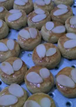 Cheese Almond Cookies manis gurih wangi susu