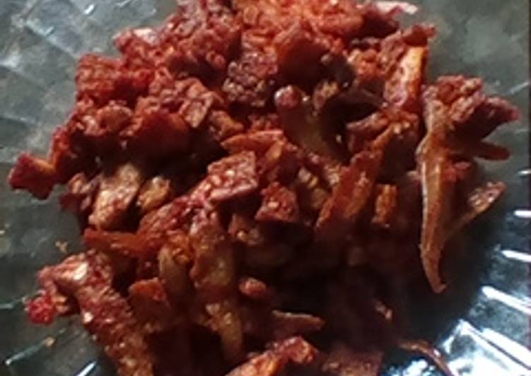 bahan dan cara membuat 10.sambal tempe campur ikan asin bulu ayam