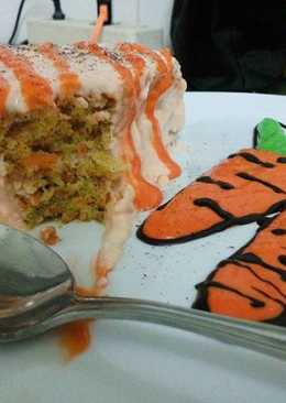 Carrot cake with cream cheese by me