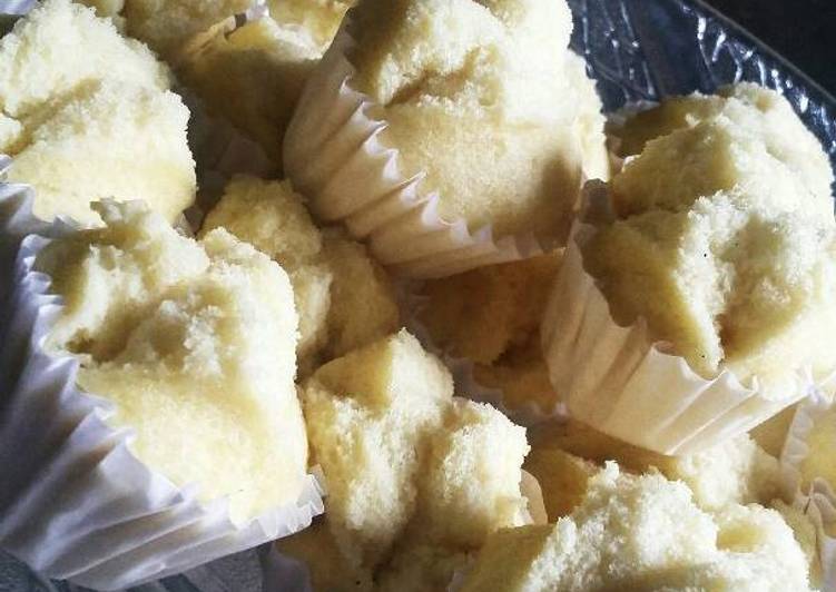 bahan dan cara membuat Bolu Kukus Mekar(No Soda)