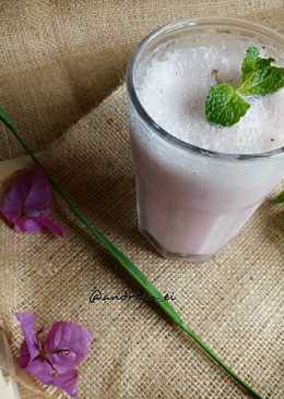 Strawberry Milkshake