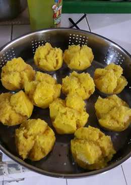 Kue mangkok labu kuning