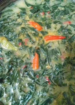 Sayur daun singkong santan