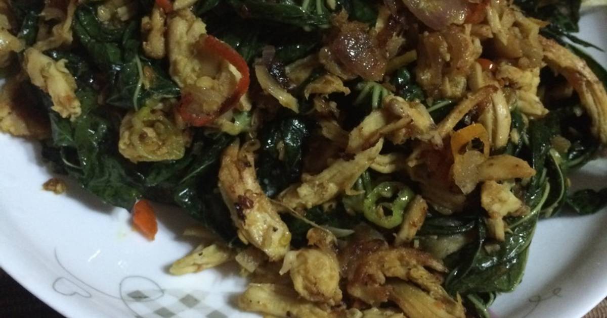 Resep Ayam sisit daun singkong ala wiary