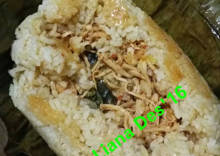 gambar untuk resep Nasi Bakar Ayam Suwir