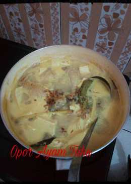 Opor Ayam Tahu