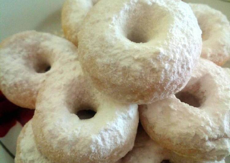 cara membuat Donat Kentang Salju Nina