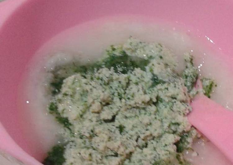 resep Mpasi bubur saring bayam tempe