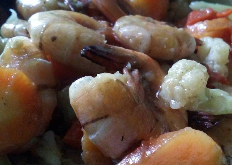 bahan dan cara membuat Capcay udang pedas