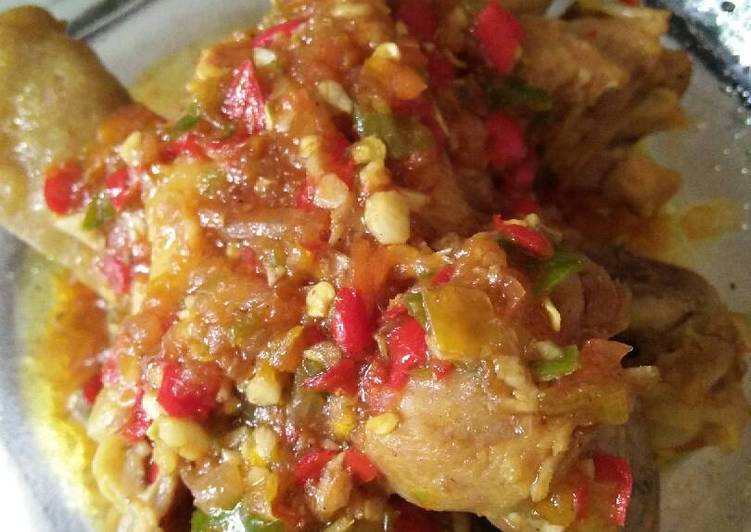  Resep  Ayam  Paha Pedas Yummy   oleh nanik wuryani Cookpad