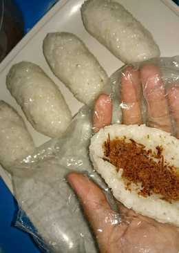 Lemper isi abon ala solo