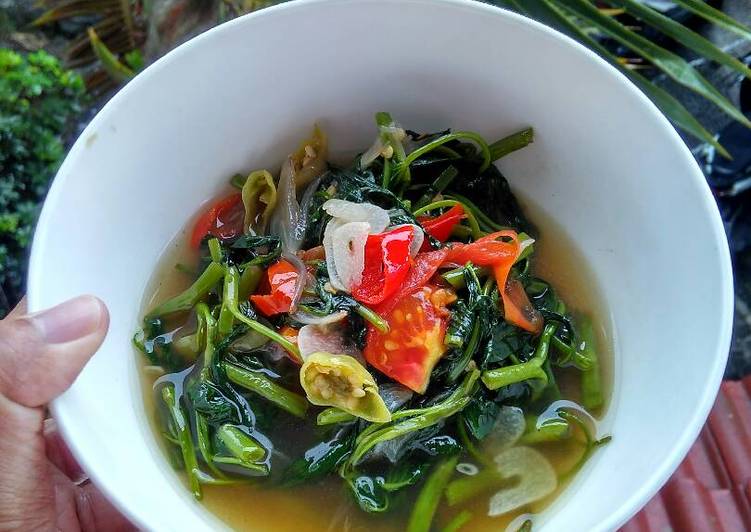 gambar untuk cara membuat Cah Kangkung Saus Tiram