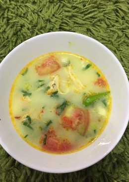 Soto ayam kuah susu