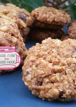 Cookies Oatmeal Kenari Chocochips Super Crunchy