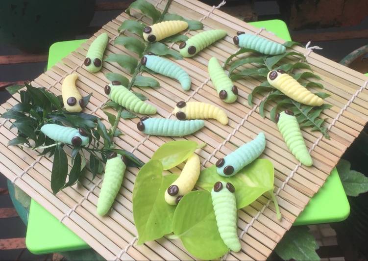 resep masakan Pastel Rainbow Caterpillar Cookies ????(Cookies Ulat)