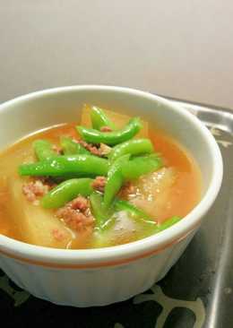 Sup Labu Buncis dengan Daging Cincang