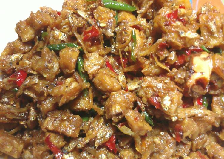 Resep Sambal  Goreng Teri  Pedas Cabe  Ijo  oleh Laila Icha 