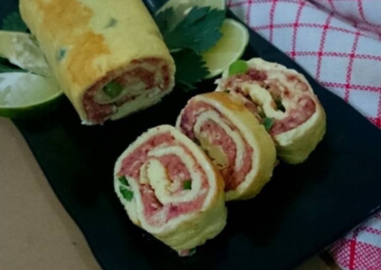 resep masakan Omelette Roulade with vegetable and cornett beef