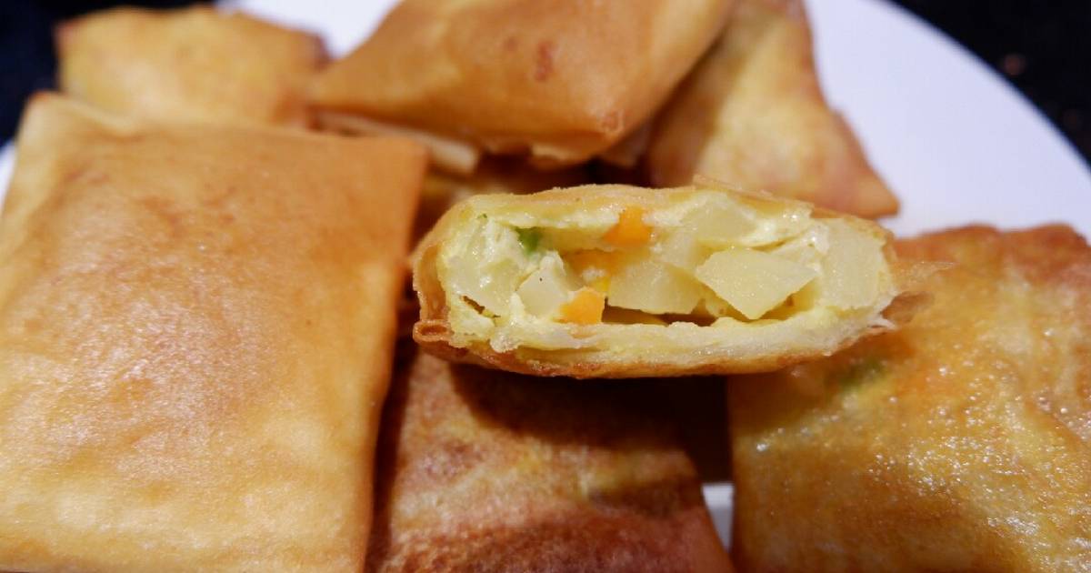 323 resep  martabak isi  kentang  enak dan sederhana Cookpad