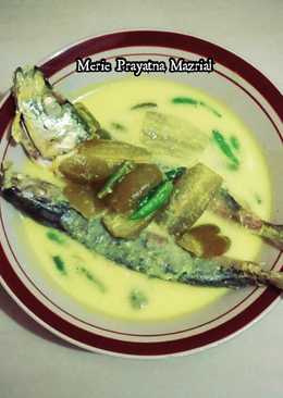 Gulai Ikan Kembung Belimbing Wuluh