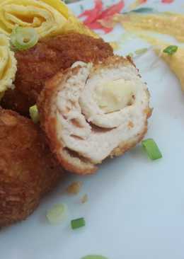 CHICKEN RITZ (Ayam isi Keju) - Chicken Cordon Bleu dengan foto langkah
