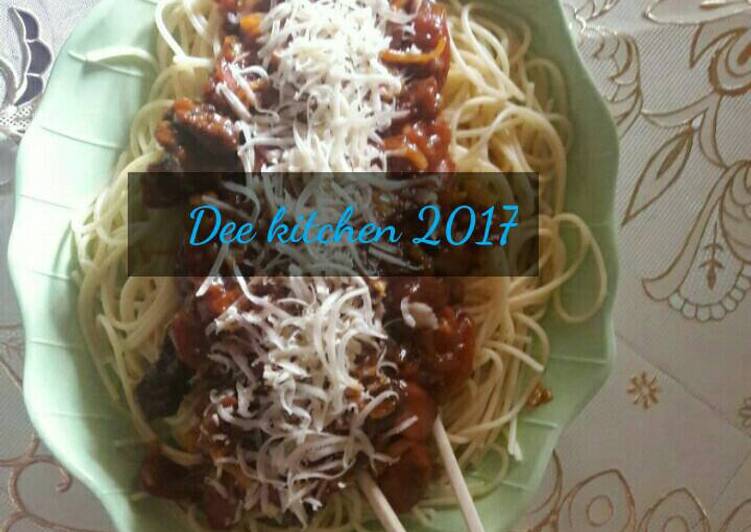 resep makanan Spageti bolones