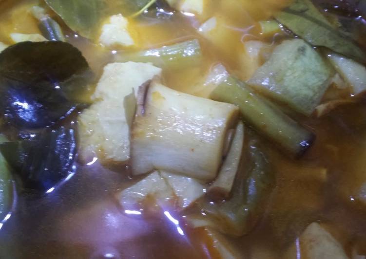 Resep Asam padeh batang talas bogor - Rina Riyanti