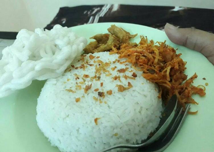 resep makanan Nasi Uduk Gurih