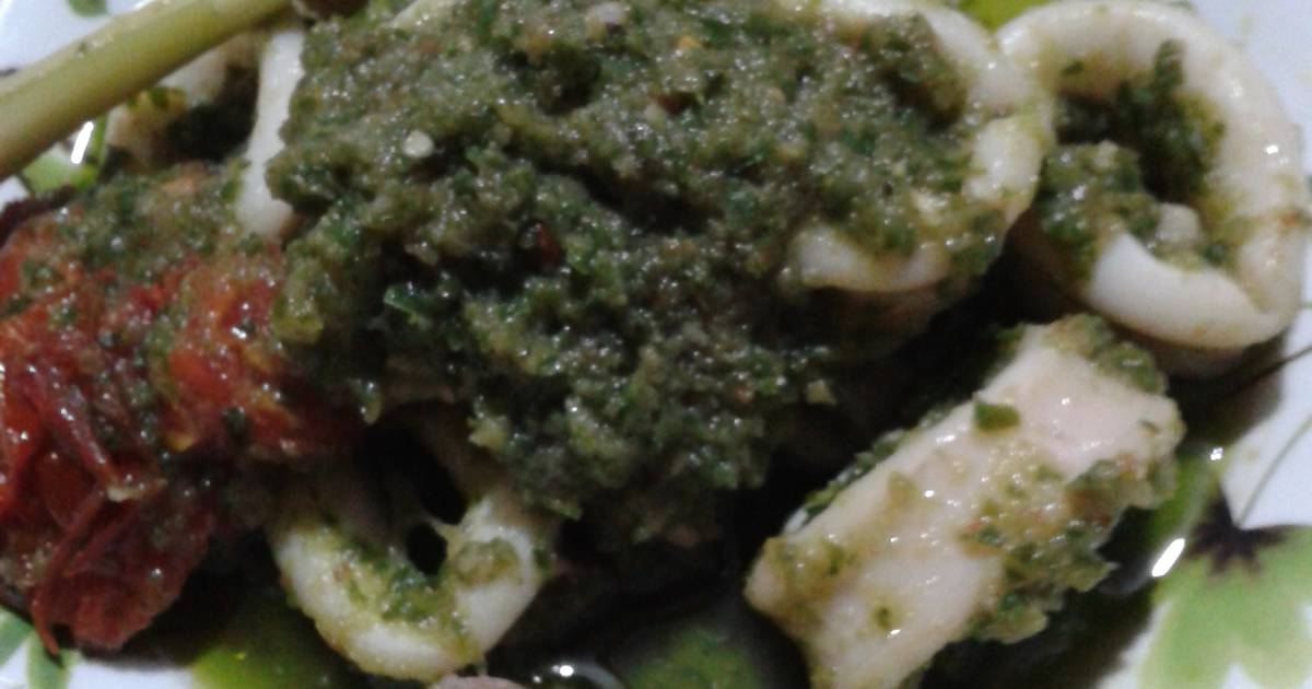 Resep Cumi sambal cabe ijo praktis oleh Lisa Anggela Cookpad