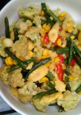 Tumis sayur jagung muda