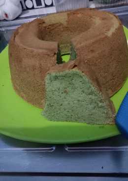 Green Tea Pandan Chiffon Cake