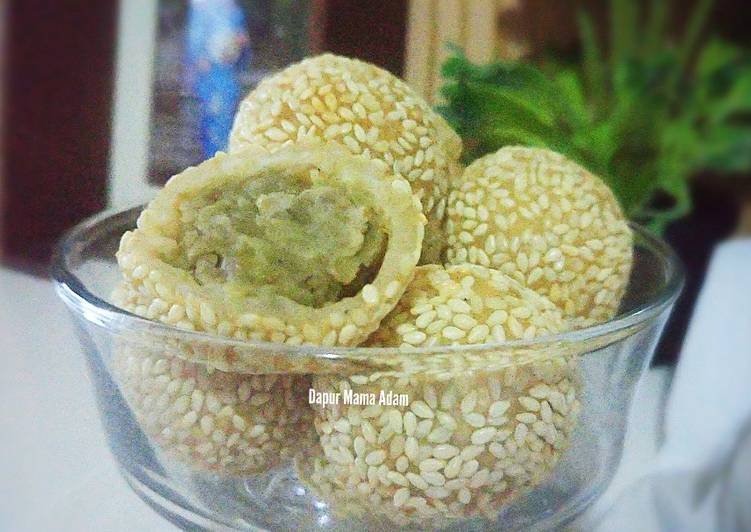 Resep Onde-onde isi Kacang Hijau Oleh Adam's Mommy