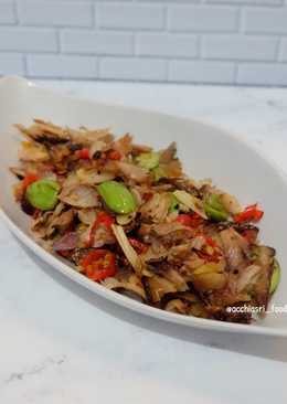 Ikan Kembung Suwir Pete