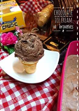 Chocolate ice cream w brownies eggless