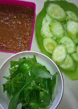 Sambal terasi lalapan