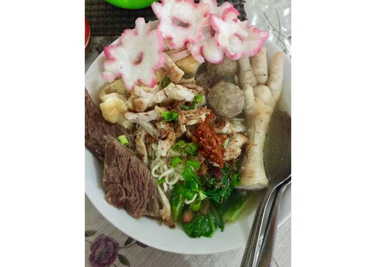 resep lengkap untuk Misop medan komplit (ceker+iga+bakso)