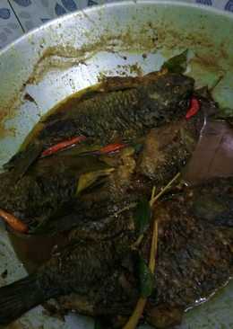 Acar kuning ikan mas