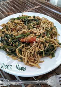 Mie kangkung Belacan / Terasi