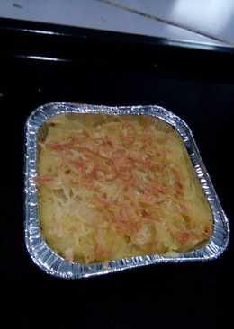 Baked mash potato with macaroni