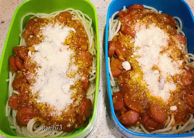 resep makanan Spaghetti Tomato Bekal Anak