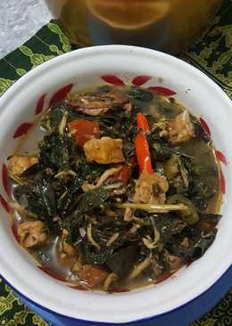 Gulai daun singkong teri ala fe'