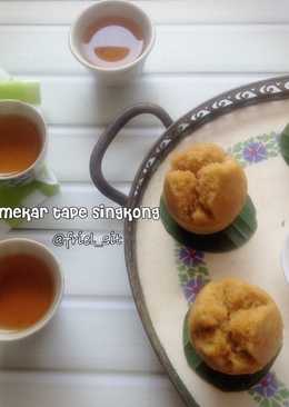 Apem mekar tape singkong