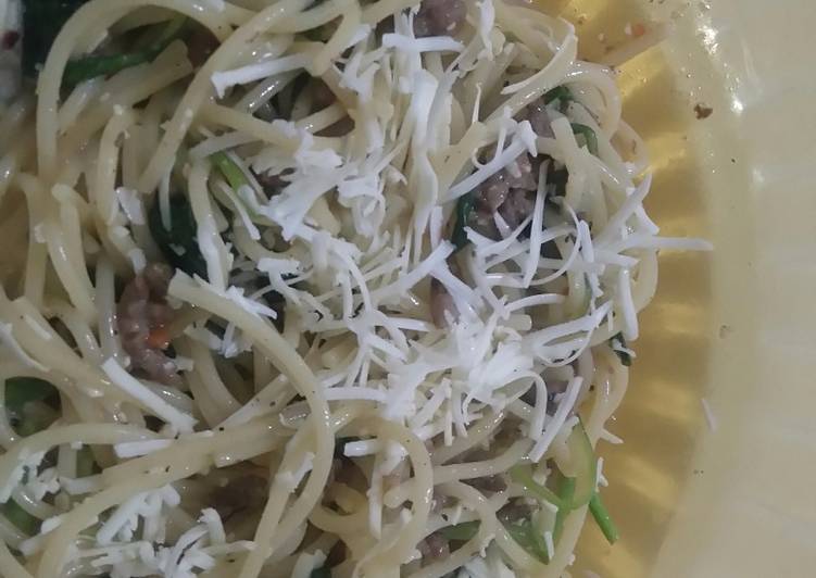 gambar untuk resep Spaghetti Carbonara Bayam dan Daging Giling ala Bundoooo