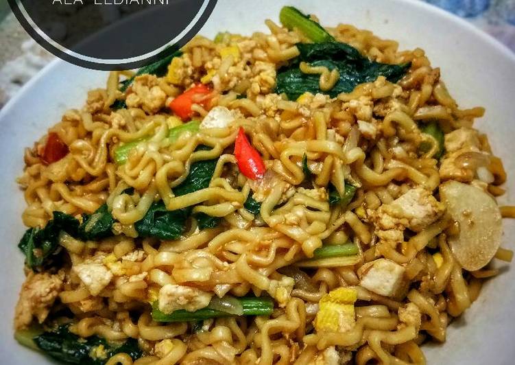 resep lengkap untuk Mie Tek-tek Tahu