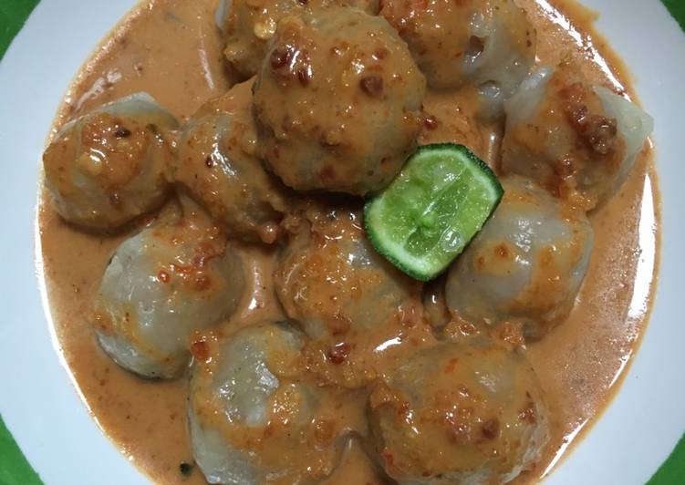 bahan dan cara membuat Cilok isi Daging Bumbu Kacang